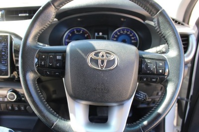 2019 Toyota Hilux 8 Gen SR5 GUN126R - 13