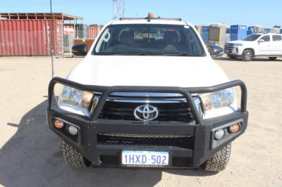 2019 Toyota Hilux 8 Gen SR GUN126R