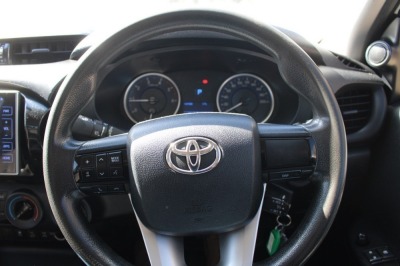 2019 Toyota Hilux 8 Gen SR GUN126R - 12