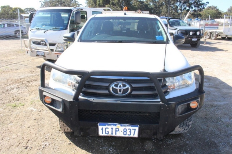 2017 Toyota Hilux 8 Gen SR GUN126R