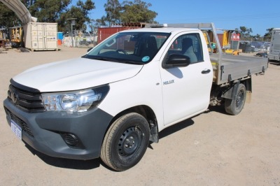 2022 Toyota Hilux Workmate TGN121R 8Gen - 3