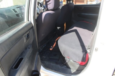 2015 Toyota Toyota Hilux SR KUN26R 150 Series - 11