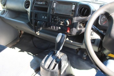 2018 Hino 300 Tray Truck - 16