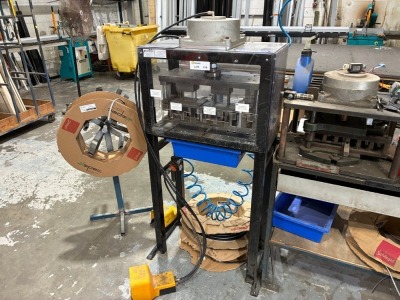 DieNamic Toolmaking Single Station Air Press
