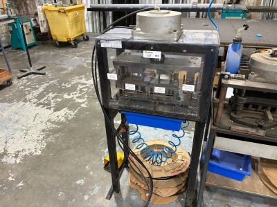 DieNamic Toolmaking Single Station Air Press - 2