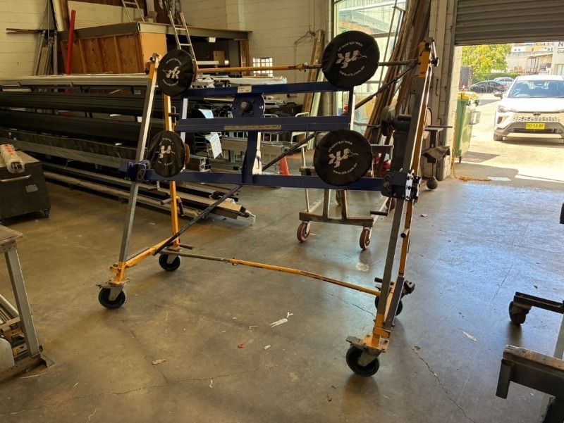 Quattro Lifts Glass Panel Lifter