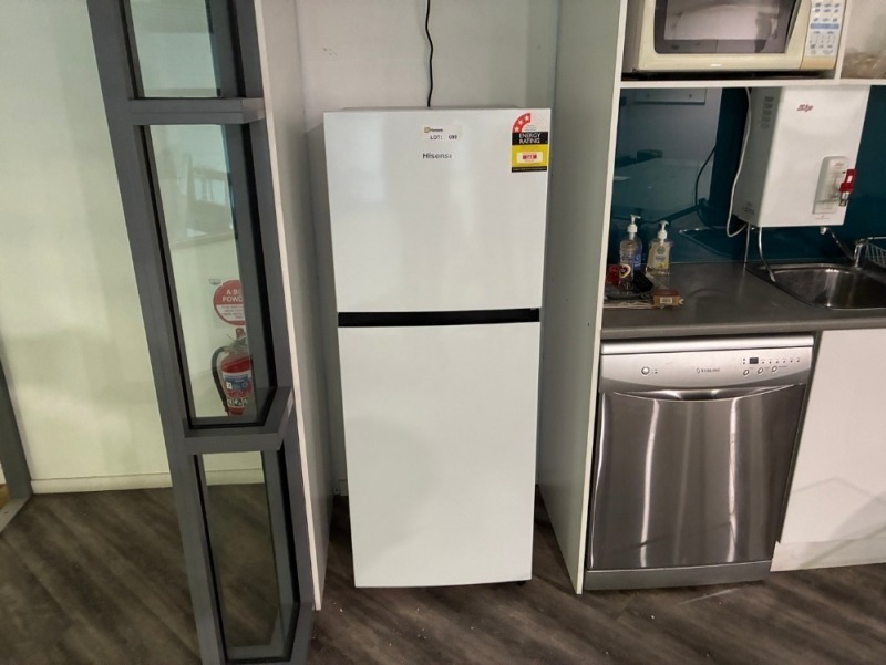 Refrigerator