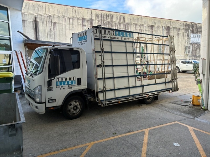 2014 Isuzu NPR 300 Tray Truck