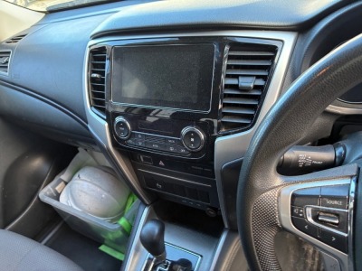 2019 Mitsubishi Triton KL1T - 8