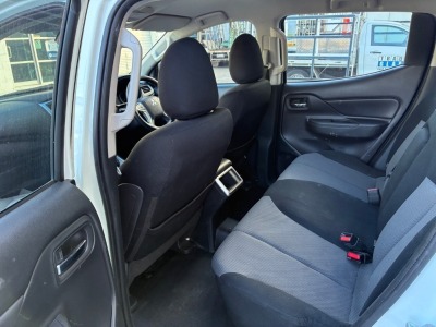 2019 Mitsubishi Triton KL1T - 9