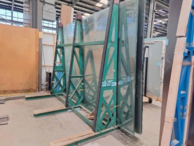 Glass Stand - 3