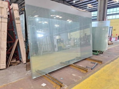 Glass Trolley - 3