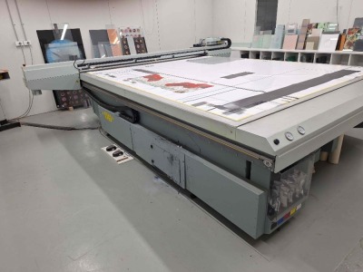 UV Flatbed Printer - 2