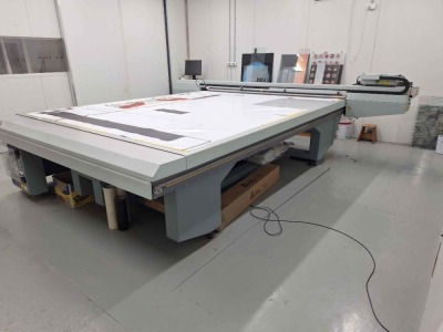 UV Flatbed Printer - 4