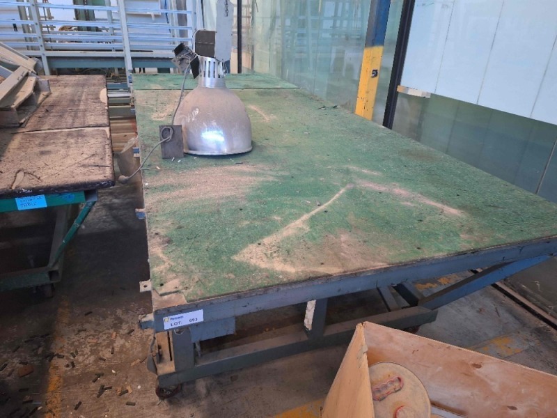 Cutting Table