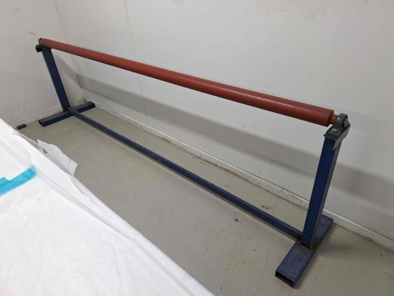 Roll Dispensing Stand