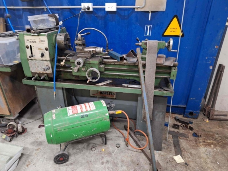 Gap Bed Centre Lathe