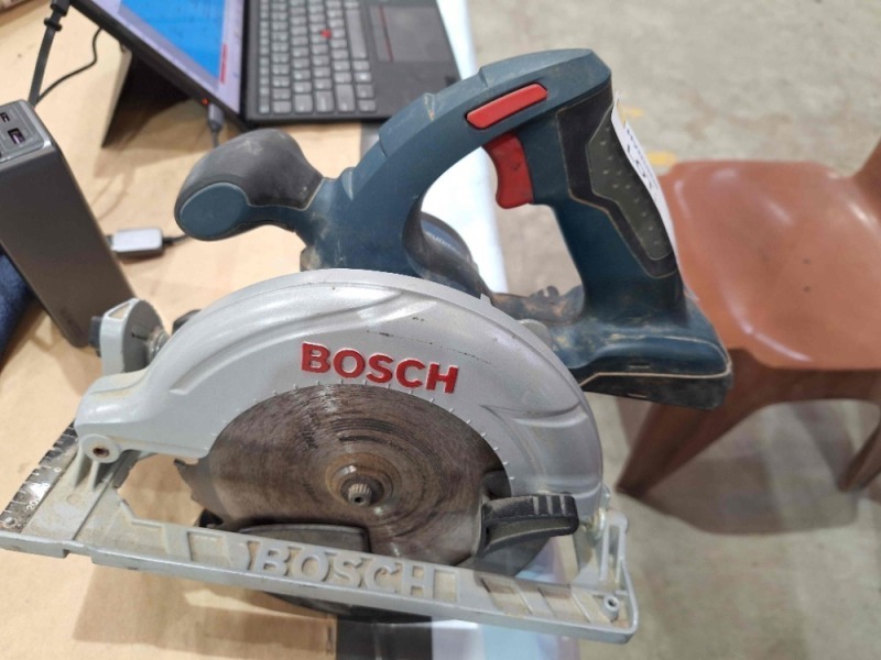 Cordless Circular Saw