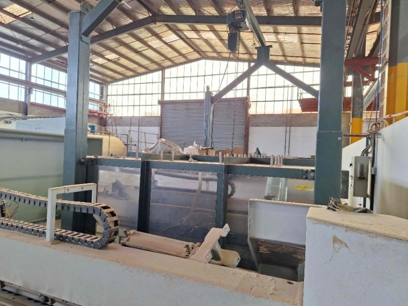 Glass Heating Enclosure