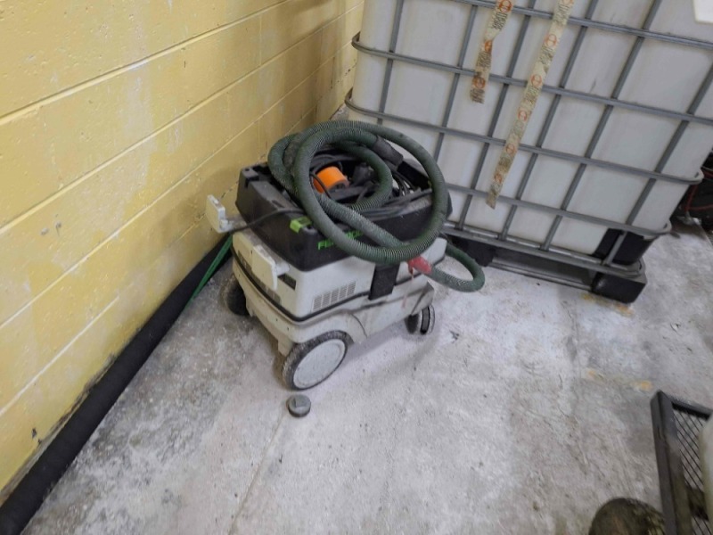 Wet Dry Vacuum
