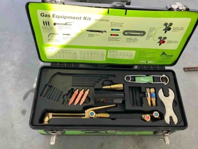 Gas Equipment Kit - 3