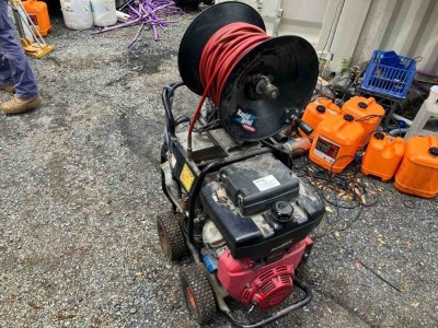 Mobile Pressure Cleaner - 2